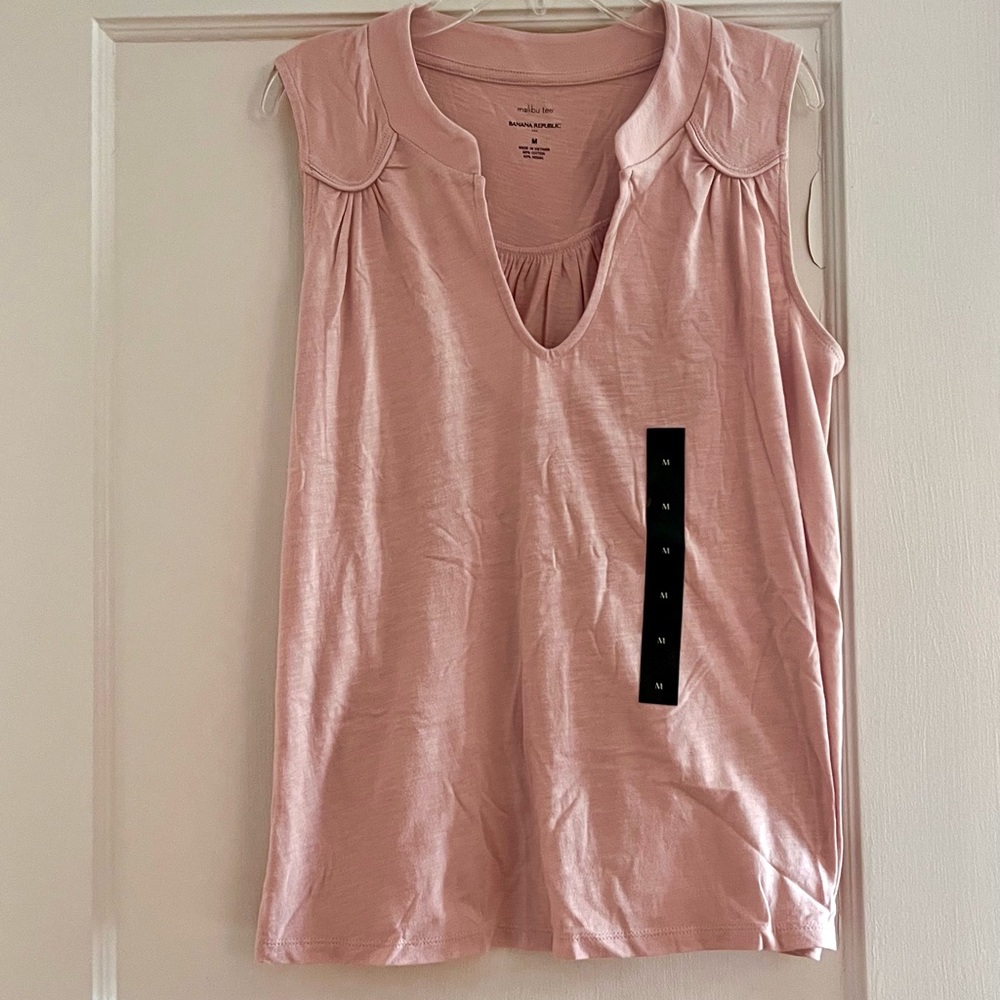 Banana Republic Malibu Tee